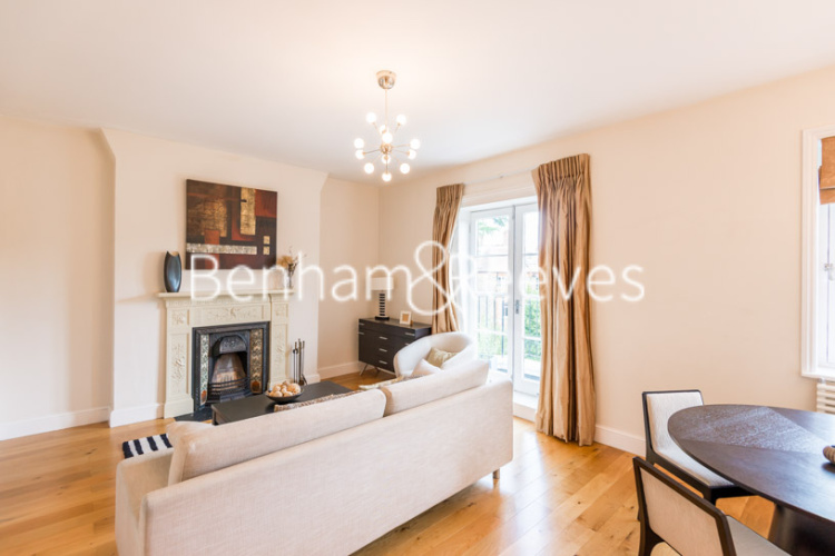 1 bedroom flat to rent in Well Walk, Hampstead, NW3-image 6