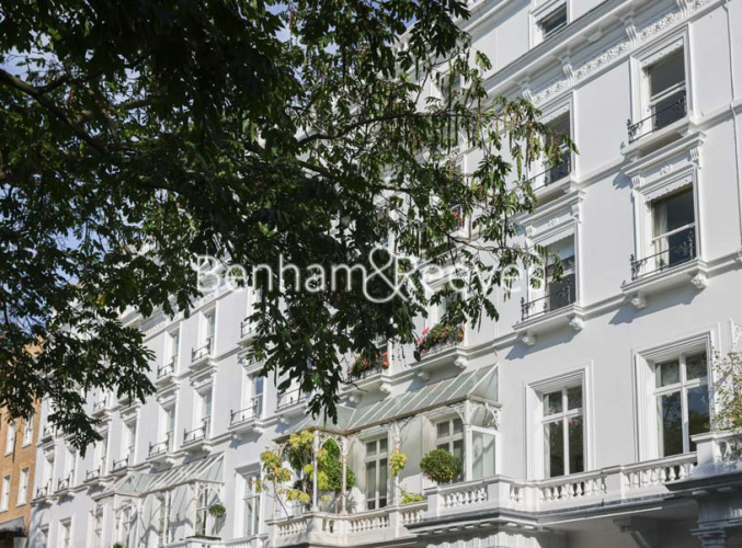 1 bedroom flat to rent in Cadogan Place, Belgravia, SW1X-image 15