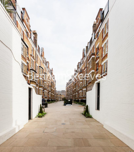 1  bedroom flat to rent in The Marlborough, Walton Street, Chelsea, SW3-image 8