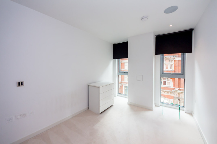 2  bedrooms flat to rent in Wellington House, Westminster, SW1E-image 2