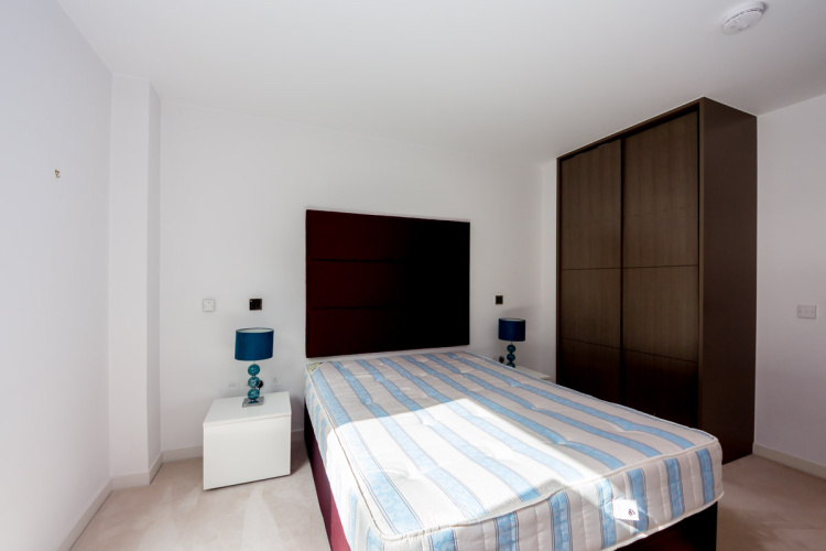 2  bedrooms flat to rent in Wellington House, Westminster, SW1E-image 3
