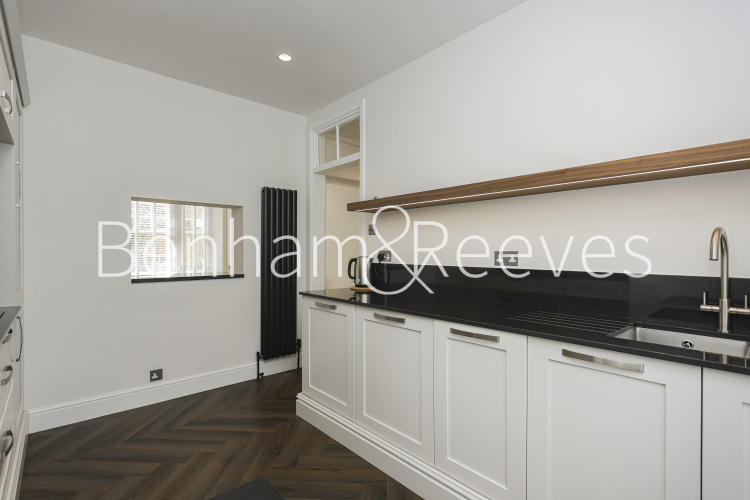 1  bedroom flat to rent in The Marlborough, Walton Street, Chelsea SW3-image 9