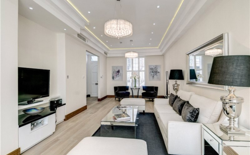 5  bedrooms house to rent in Trevor Place, Knightsbridge, SW7-image 2