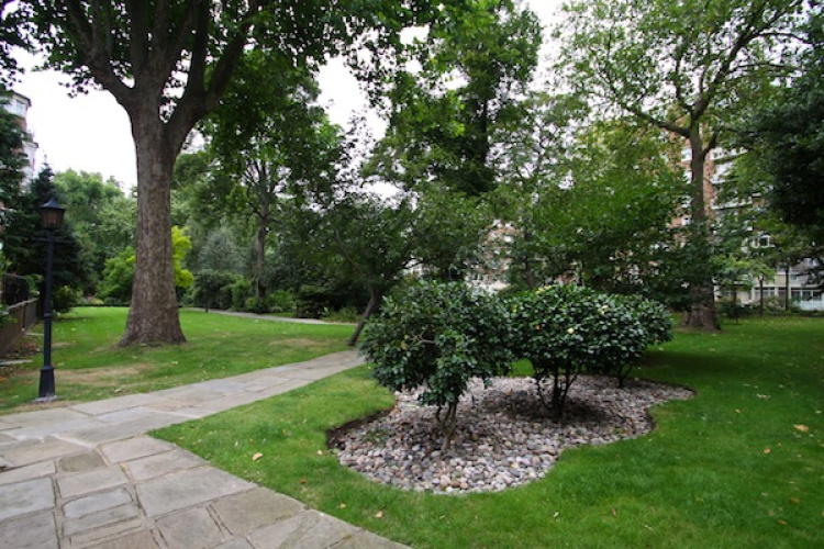 3  bedrooms flat to rent in Kingston House South, Knightsbridge SW7-image 10