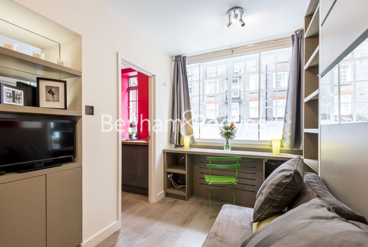 Studio flat to rent in Chelsea Cloisters, Sloane Avenue SW3-image 2