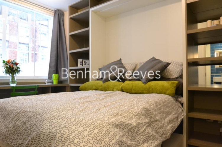 Studio flat to rent in Chelsea Cloisters, Sloane Avenue SW3-image 4
