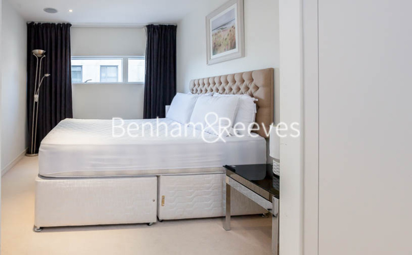 1  bedroom flat to rent in Caro Point, Grosvenor Waterside, Victoria SW1-image 11