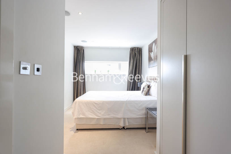 1 bedroom flat to rent in Caro Point, Grosvenor Waterside, SW1-image 10