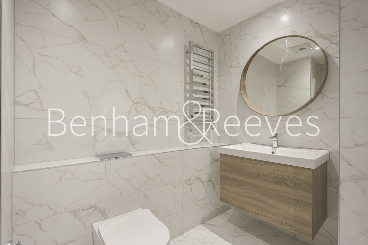 2  bedrooms flat to rent in Chelsea Gate Apartments, Ebury Bridge Road, SW1W-image 7