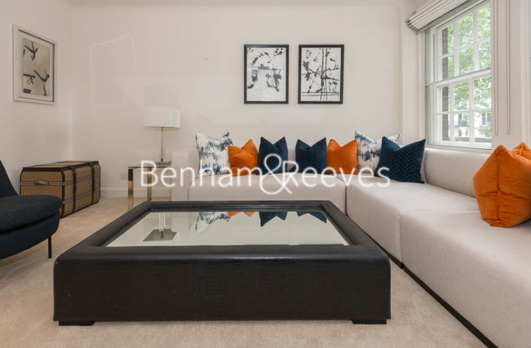 2 bedrooms flat to rent in Pelham Court, Fulham Road, Chelsea, SW3-image 1