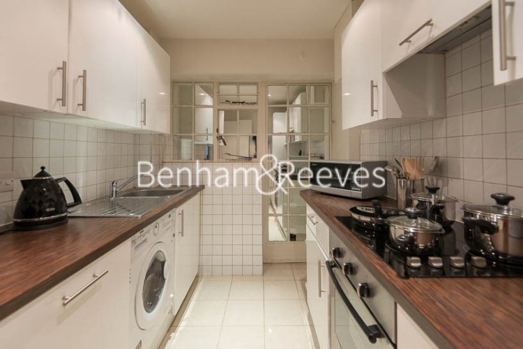 2  bedrooms flat to rent in Pelham Court, Fulham Road, Chelsea, SW3-image 2