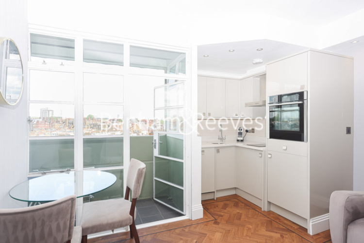 1  bedroom flat to rent in Sloane Avenue Mansions, Chelsea, SW3-image 2