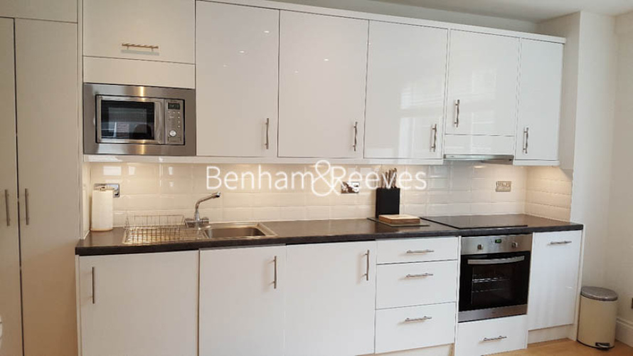 1  bedroom flat to rent in Nell Gwynn House, Sloane Avenue, SW3-image 3