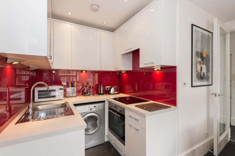 1 bedroom flat to rent in Beaufort Gardens, Knightsbridge, SW3-image 2