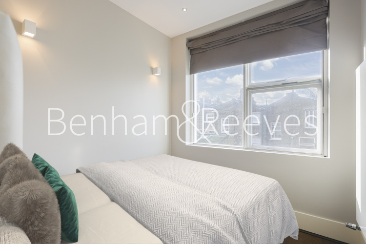 1 bedroom flat to rent in Beaufort Gardens, Knightsbridge, SW3-image 3