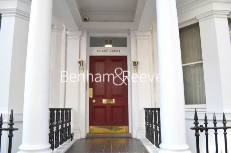 1 bedroom flat to rent in Beaufort Gardens, Knightsbridge, SW3-image 11