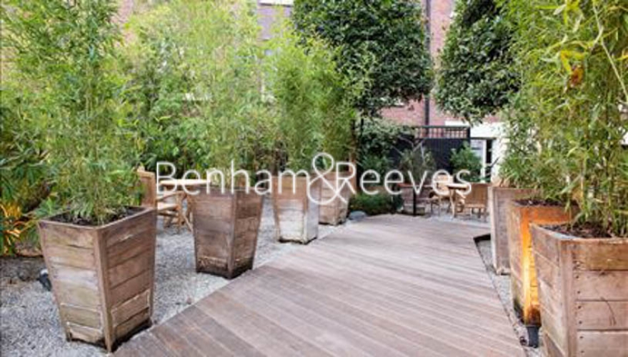 2 bedrooms flat to rent in Hill Street Apartments, Mayfair, W1-image 5