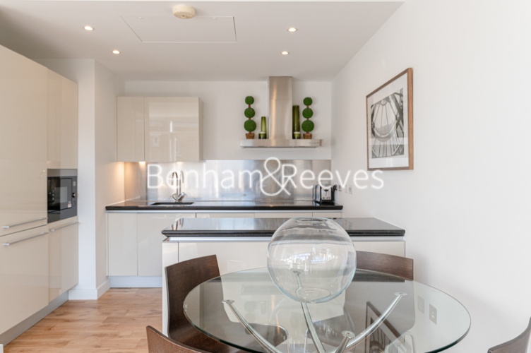 1  bedroom flat to rent in Hepworth Court, Grosvenor Waterside, SW1-image 5