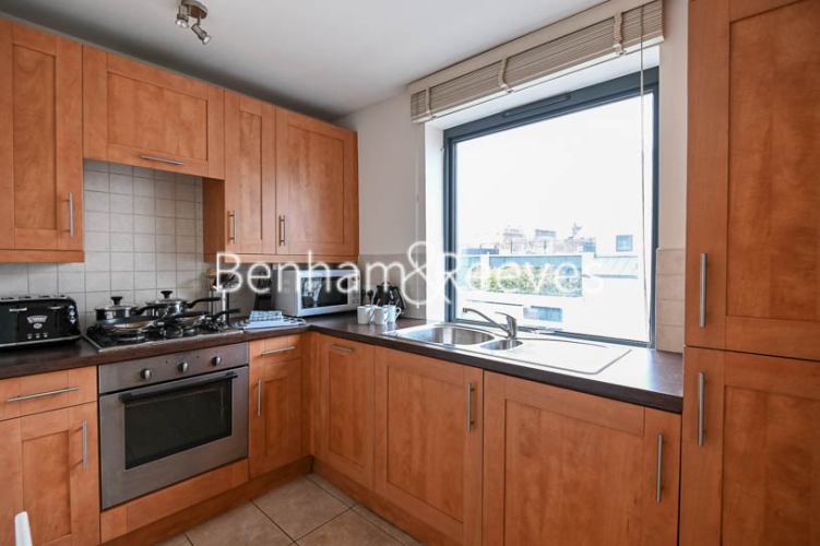 2  bedrooms flat to rent in 161 Fulham Road, Chelsea, SW3-image 2