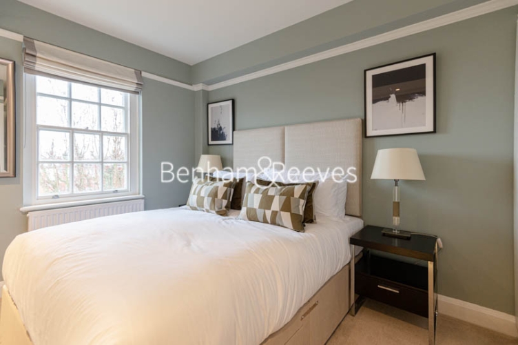 2  bedrooms flat to rent in Pelham Court, Fulham Road, Chelsea, SW3-image 3