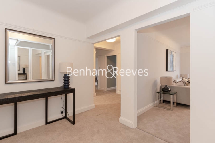 2  bedrooms flat to rent in Pelham Court, Fulham Road, Chelsea, SW3-image 6