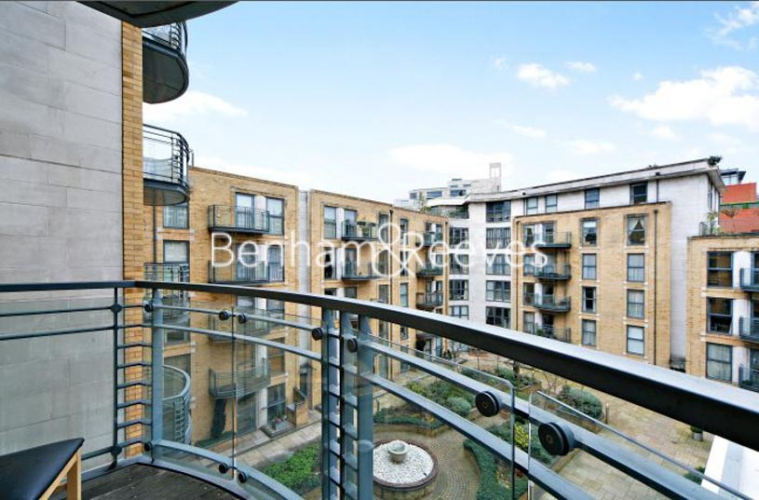 1 bedroom flat to rent in Chelsea Gate Ebury Bridge Road SW1-image 4