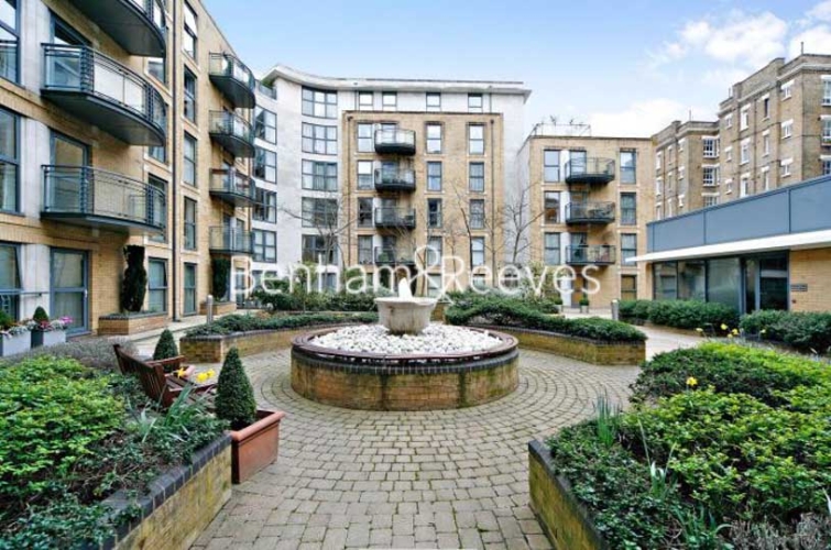 1 bedroom flat to rent in Chelsea Gate Ebury Bridge Road SW1-image 5