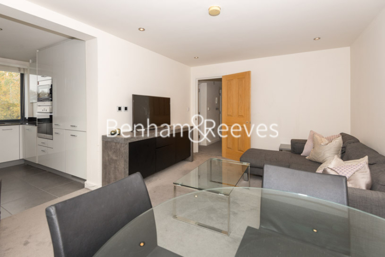 2  bedrooms flat to rent in 161 Fulham Road, Chelsea, SW3-image 1