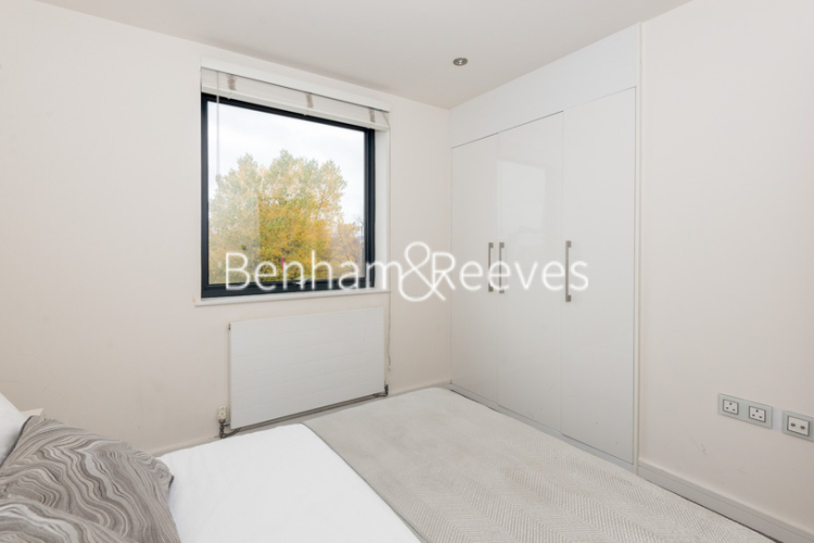 2  bedrooms flat to rent in 161 Fulham Road, Chelsea, SW3-image 11