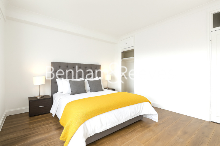 2  bedrooms flat to rent in St. George's Court, Brompton Road, SW3-image 5