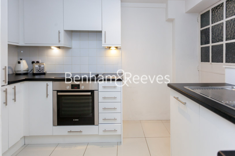 2 bedrooms flat to rent in Pelham Court, Fulham Road, Chelsea, SW3-image 2