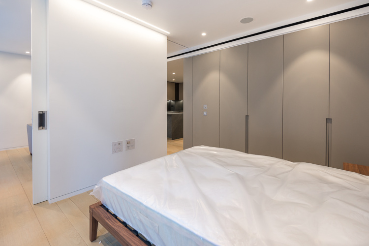 1  bedroom flat to rent in The Nova Building, Victoria, SW1W-image 4