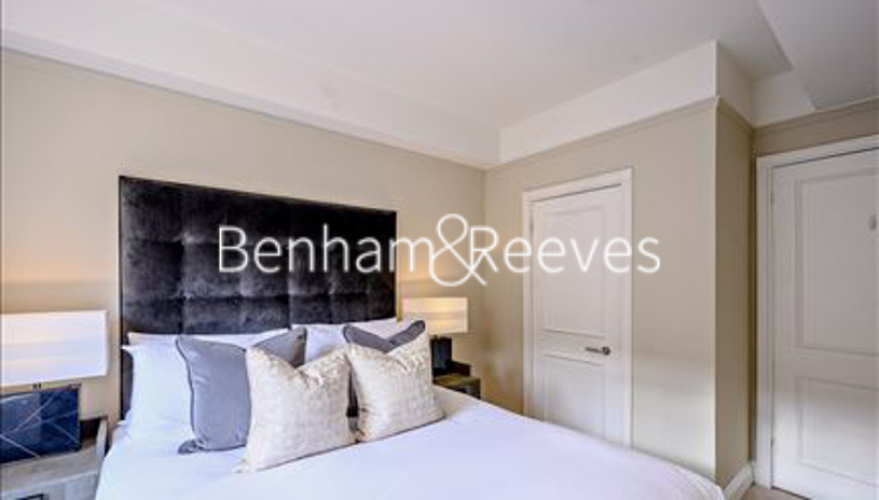 2 bedrooms flat to rent in Pelham Court, Fulham Road, Chelsea, SW3-image 8