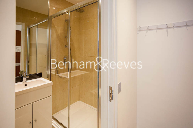 1  bedroom flat to rent in Nell Gwynn House, Sloane Avenue, SW3-image 4