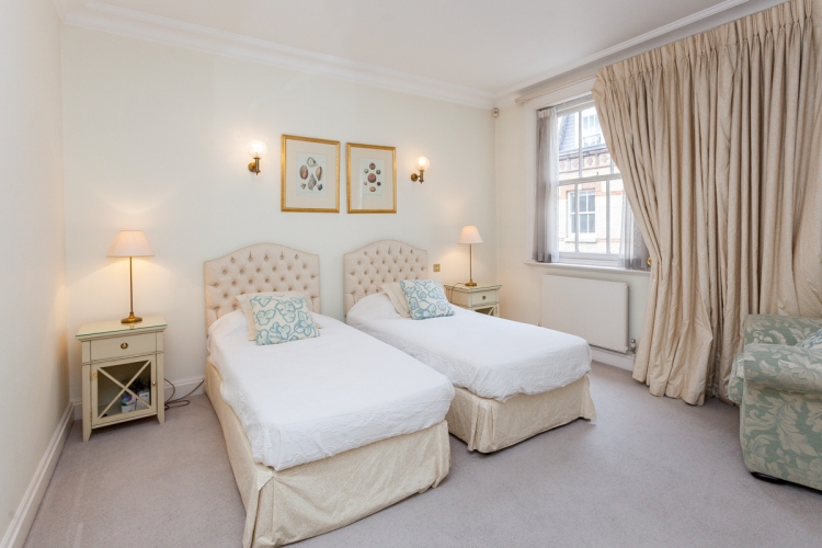 2  bedrooms flat to rent in Grosvenor Crescent Mews, Belgravia, SW1X-image 6