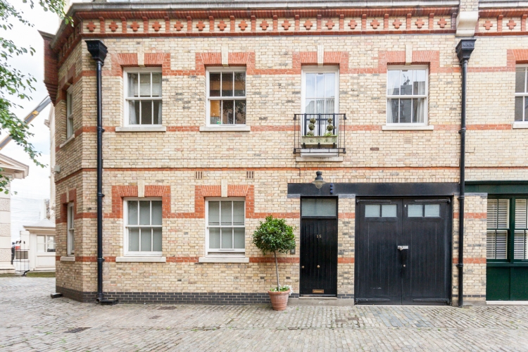 2  bedrooms flat to rent in Grosvenor Crescent Mews, Belgravia, SW1X-image 9