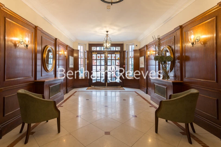 2 bedrooms flat to rent in Lincoln House, Knightsbridge SW3-image 15