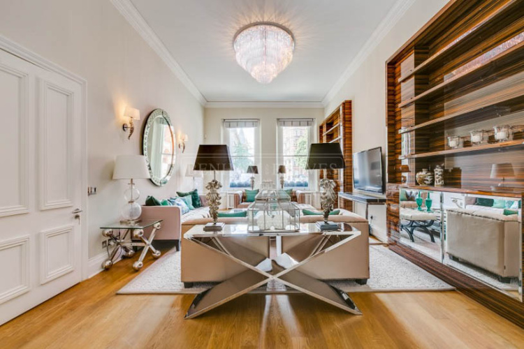 6  bedrooms house to rent in Princes Gate, South Kensington, SW7-image 4