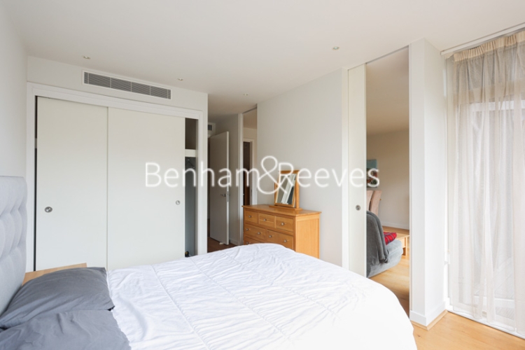 1 bedroom flat to rent in Hepworth Court, Grosvenor Waterside, SW1W-image 16