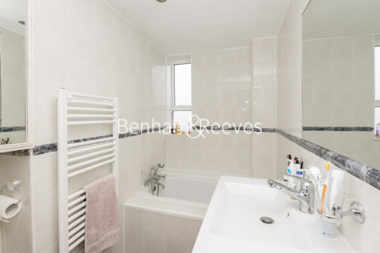 Studio flat to rent in Sloane Avenue Mansions, Sloane Avenue, Chelsea, SW3-image 4