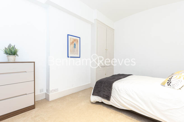 1 bedroom flat to rent in Montpelier Walk, Knightsbridge, SW7-image 7