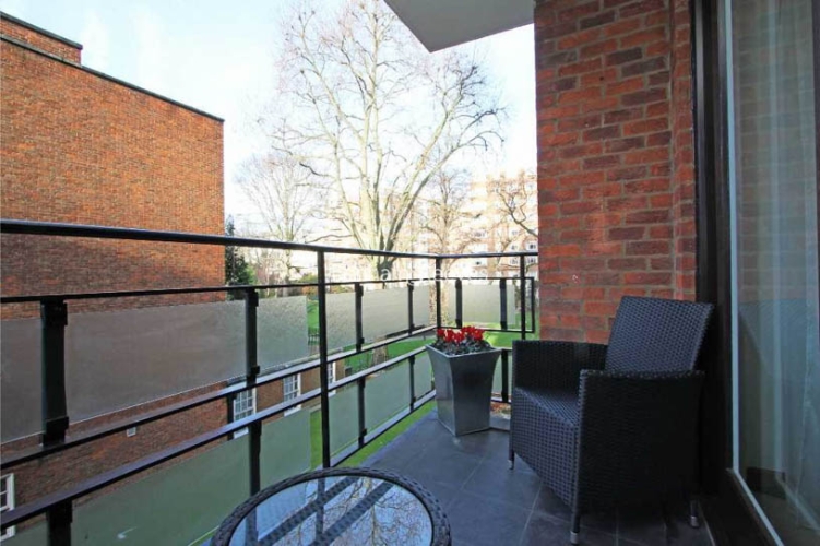 3 bedrooms flat to rent in Kingston House South, Knightsbridge, SW7-image 5