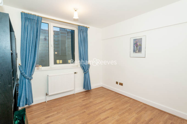 1  bedroom flat to rent in Chelsea Cloisters, Sloane Avenue, SW3-image 1