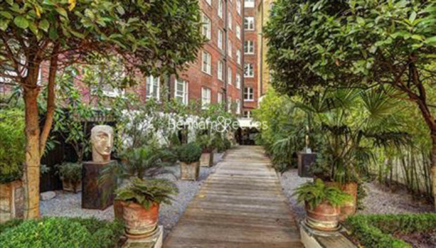 2  bedrooms flat to rent in Hill Street, Mayfair, W1J-image 8