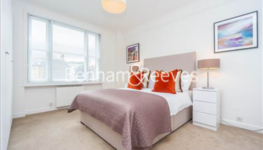 1 bedroom flat to rent in Hill Street, Mayfair, W1J-image 3