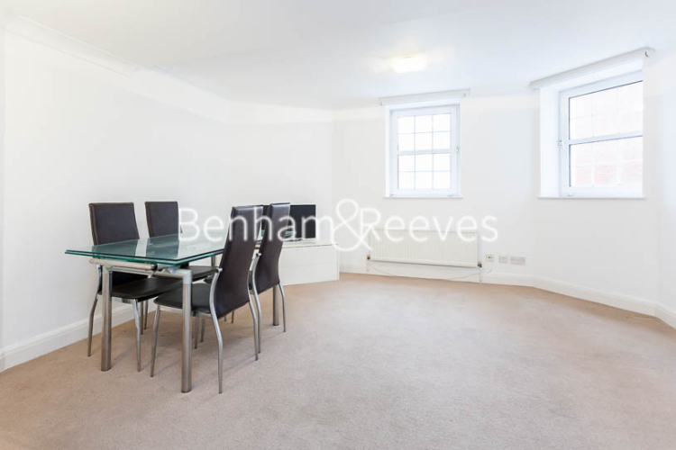 2  bedrooms flat to rent in Crown Lodge, Chelsea, SW3-image 7