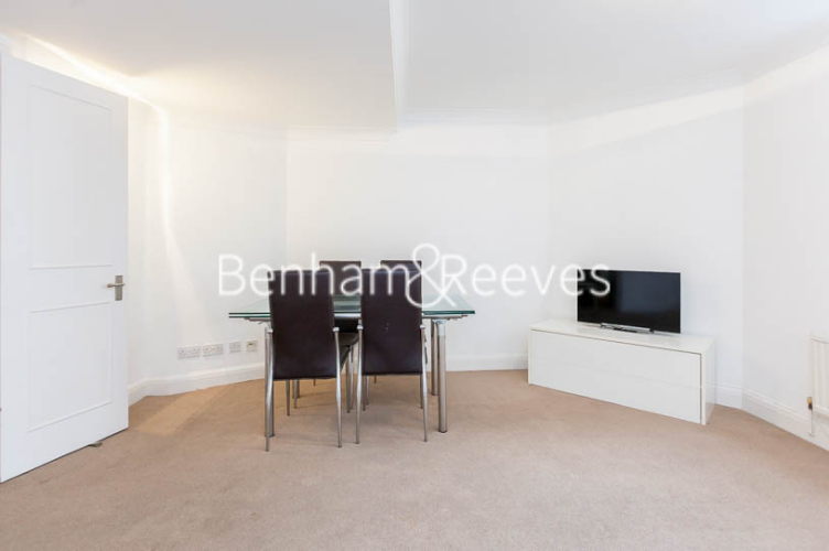 2 bedrooms flat to rent in Crown Lodge, Chelsea, SW3-image 9