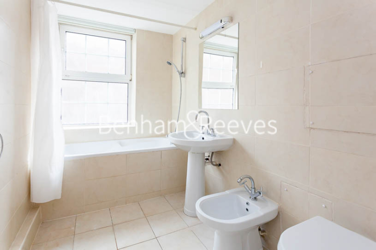 2 bedrooms flat to rent in Crown Lodge, Chelsea, SW3-image 11