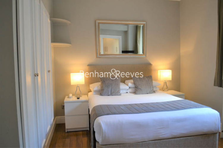 Studio flat to rent in Chelsea Cloisters, Chelsea, Sw3-image 4