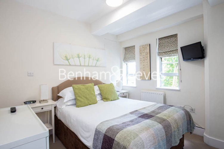 1  bedroom flat to rent in Nell Gwynn House, Chelsea, SW3-image 4
